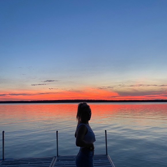 Meet your Posher, Ashley - Picture 1 of 1